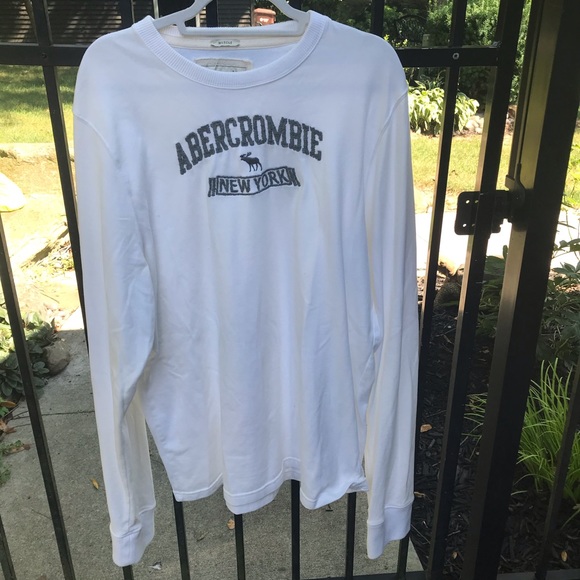 soft a&f crew sweatshirt